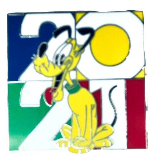 Disney Pluto Dog Trading Pin Mickey Mouse 2021 Lapel Pin Badge Brooch Jewelry - Picture 1 of 6